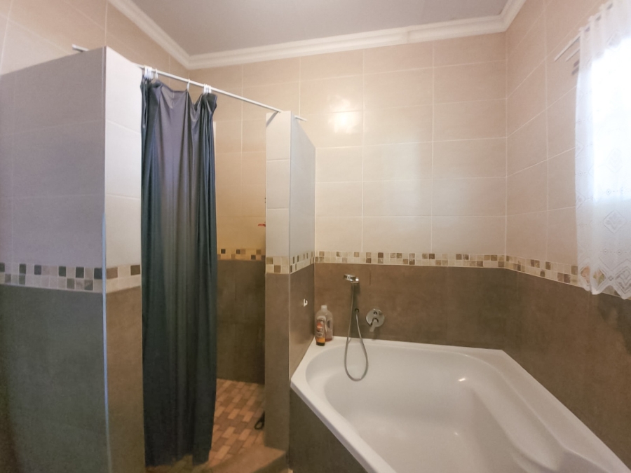 Commercial Property for Sale in Die Bult North West